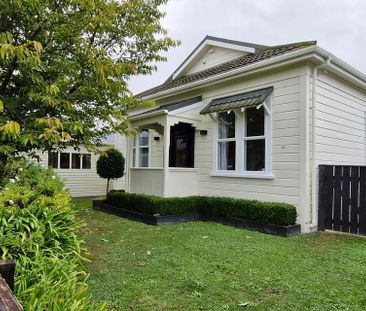 Renovated character home with sunny garden & deck - Photo 4
