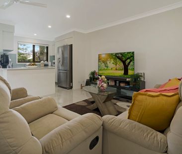 Spacious 3 bedrooms Townhouse in Calamvale - Photo 2