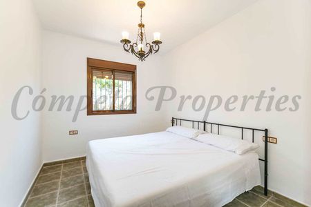 Country Property in Corumbela, Inland Andalucia in the mountains - Photo 3