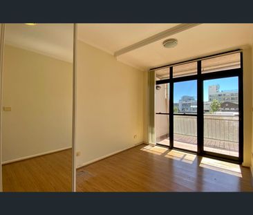 27/16-24 Dunblane Street, Camperdown, NSW 2050 - Photo 4