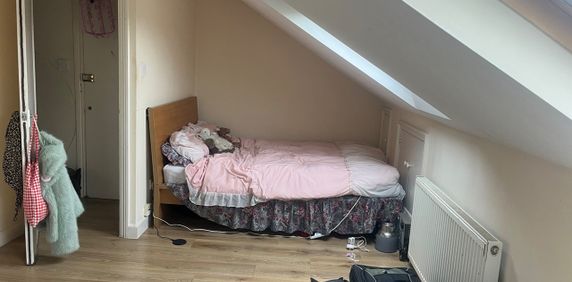 1 Bed Flat, Graham Road, E8 - Photo 2