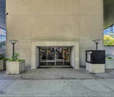 $3,150 / 1br - 668ft2 - Coal Harbour: 1 Bedroom + Den Suite (Coal - Photo 1