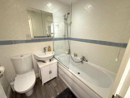 3 bedroom house to rent - Photo 3