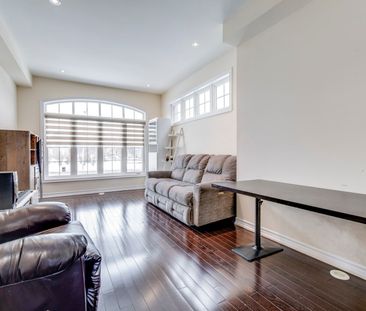 For Lease - 233 Dundas Way, Markham, Ontario - Photo 1