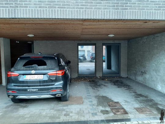 Duplexapp. met 2 SLPK, tuin met tuinberging te Mechelen. - Foto 1