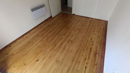 Studio/Γκαρσονιέρα για ενοικίαση Κάτω Αναγέννηση (Νεάπολη) - Photo 3