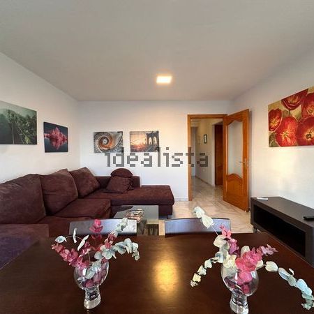 Alquiler de piso en Avenida Retamar - Photo 1