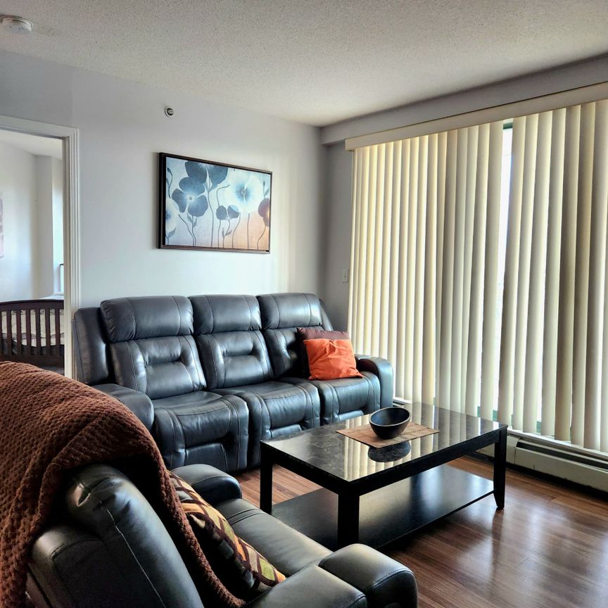 1516, 1121 6 Ave, SW, Calgary, AB - Photo 1