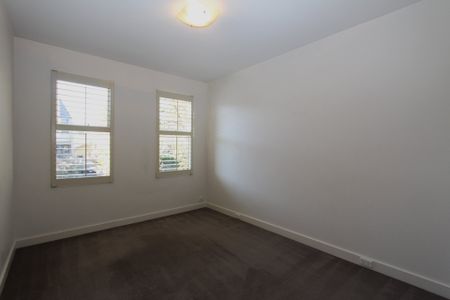 Thinking of selling? Contact our agent - Photo 3