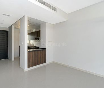 MODERN 3BR | VACANT | MOVE-IN READY - Photo 1