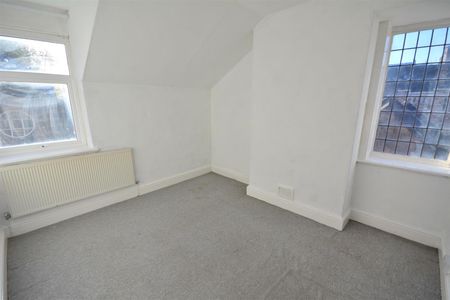 2 Gibfield Lane, Belper, DE56 1WA - Photo 4