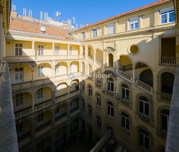 Kiadó jó állapotú lakás - Budapest V. kerület - Photo 1
