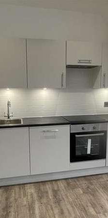 Cambridge Court, Camberley, GU15 - Photo 1