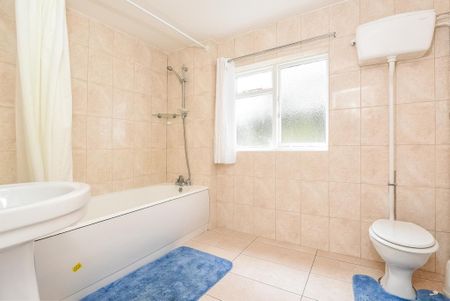 1 bedroom property to rent - Photo 4