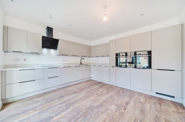 Wheatley Carr, Barrowford, BB9 - Photo 1
