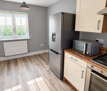 3 bedroom end of terrace house to rent - Photo 6