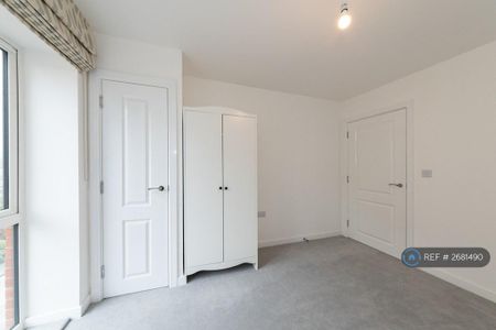 2 bedroom flat to rent - Photo 5