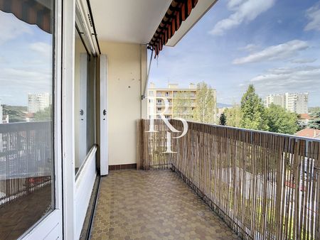 T3 de 75,06 m² avec balcon et parking, - Photo 4