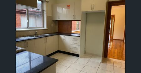 3 Bedroom- Top Floor - Photo 4