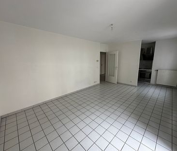 Location Appartement 2 pièces 43m² - Photo 5