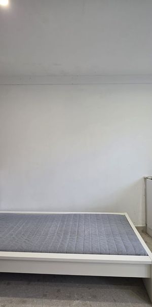 Private Studio Room With En-Suite Bathroom & Kitchenette In Perfect Location - Photo 1