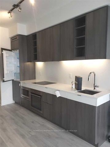 For Lease - 101 Erskine Avenue Unit# 2214, Toronto, Ontario - Photo 4