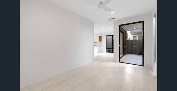Modern 3 Bedroom Home in Central Coolum! - Photo 1