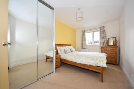 2 bedroom apartment to rent - Photo 4