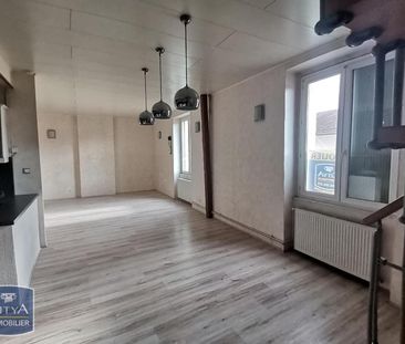 Location Appartement 4 pièces 89m² LA RICAMARIE 42150 - Photo 1