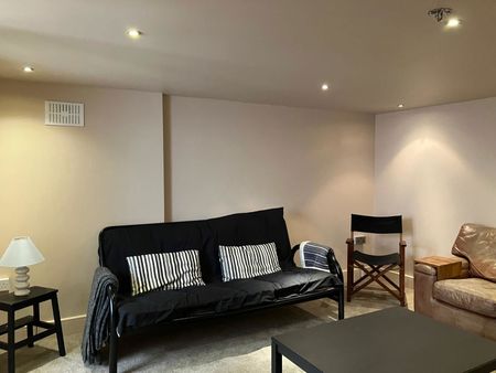 Crosslands Avenue, London, W5 3QH - Photo 3