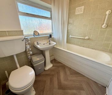 3 Bedroom Semi Detached To Let - Photo 6