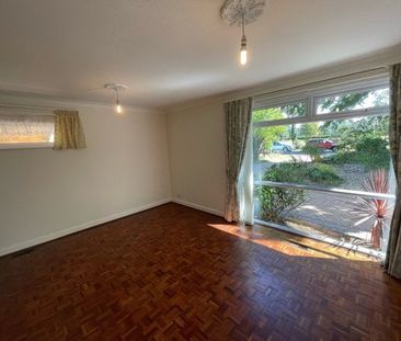 Wharncliffe Road, Highcliffe - Photo 2