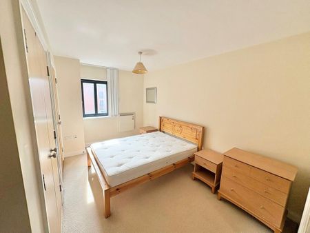 2 bedroom apartment to rent - Photo 2