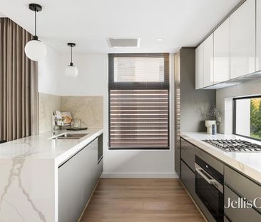 4/504 Glenferrie Road, Hawthorn VIC 3122 - Townhouse For Rent | Domain - Photo 6