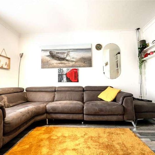 Manor Waye, Uxbridge, Middlesex, UB8 - Photo 1