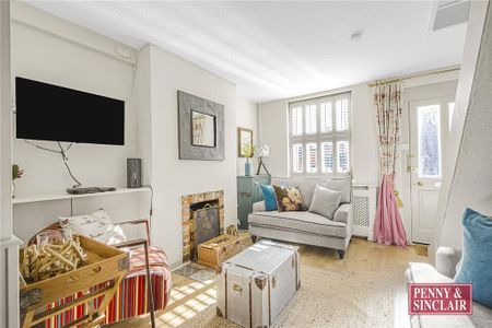 2 bedroom end of terrace house to rent - Photo 2