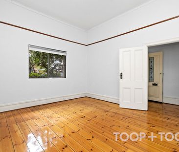 Two bedroom home in Maylands - Photo 6