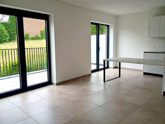 Appartement te huur - Photo 1