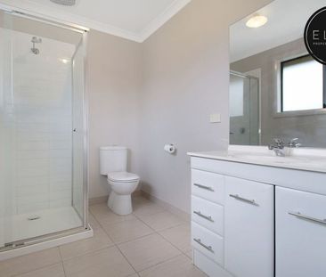 89 Greta Drive, Hamilton Valley - Photo 6