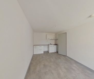 Location Appartement 2 pièces 24m² BIGNOUX 86800 - Photo 2