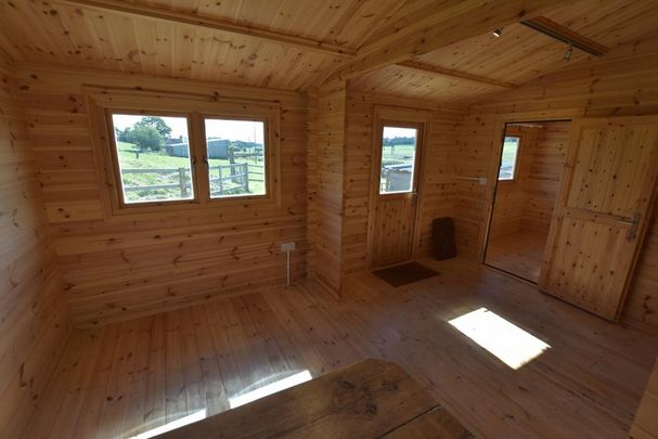 1 bedroom log cabin to rent - Photo 1