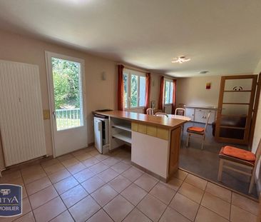 Location Appartement 4 pièces 72m² JACOB BELLECOMBETTE 73000 - Photo 5