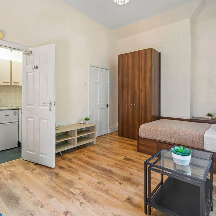 246 VINERY ROAD Leeds - LS4 2LA - Photo 1