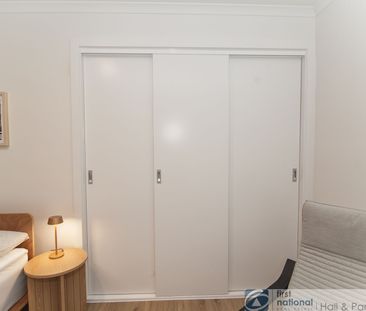 8 Canterbury Street, Cranbourne - Photo 2