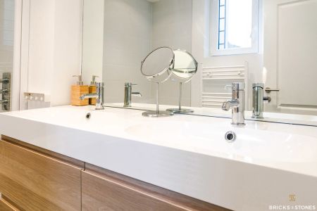 Bemeubeld 2-slaapkamer appartement - Photo 2