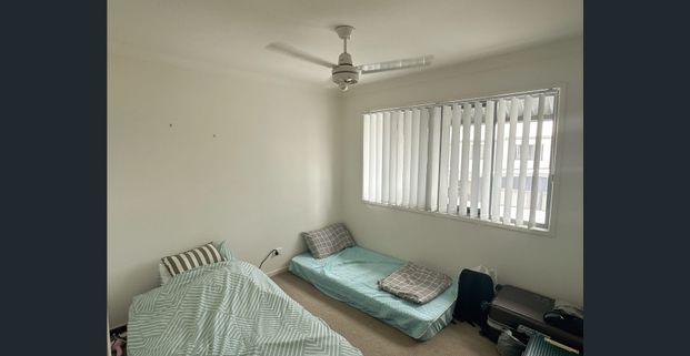 Exceptional location in Burpengary & Resort Style Peaceful Living with low maintenance! - Photo 1