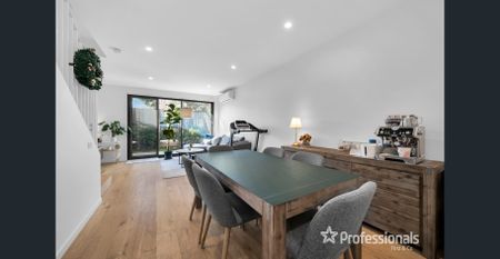 3 Bedrooms Family Home - Mckinnon School Zone - Photo 4