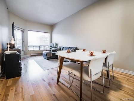 Appartement à louer - Photo 2