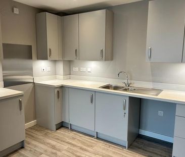 2 bedroom flat to rent - Photo 4