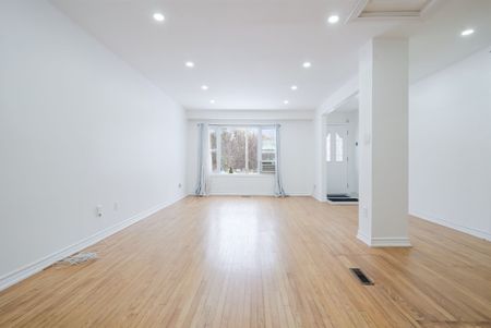 For Lease - 50 Applemore Road Unit# Upper, Toronto, Ontario - Photo 4